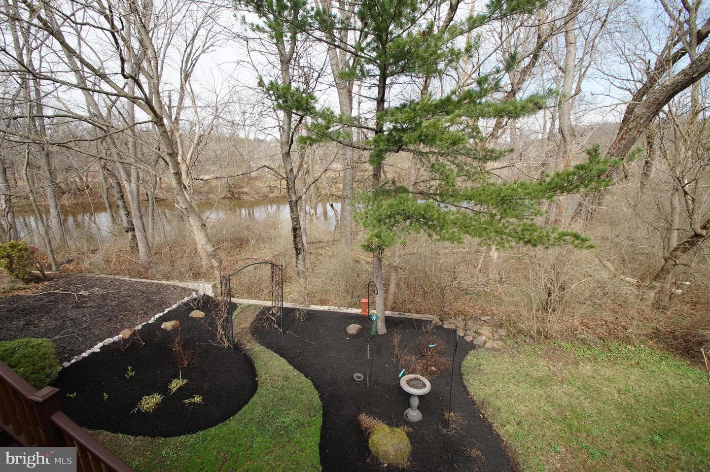 2145 Bromley Comn photo 4