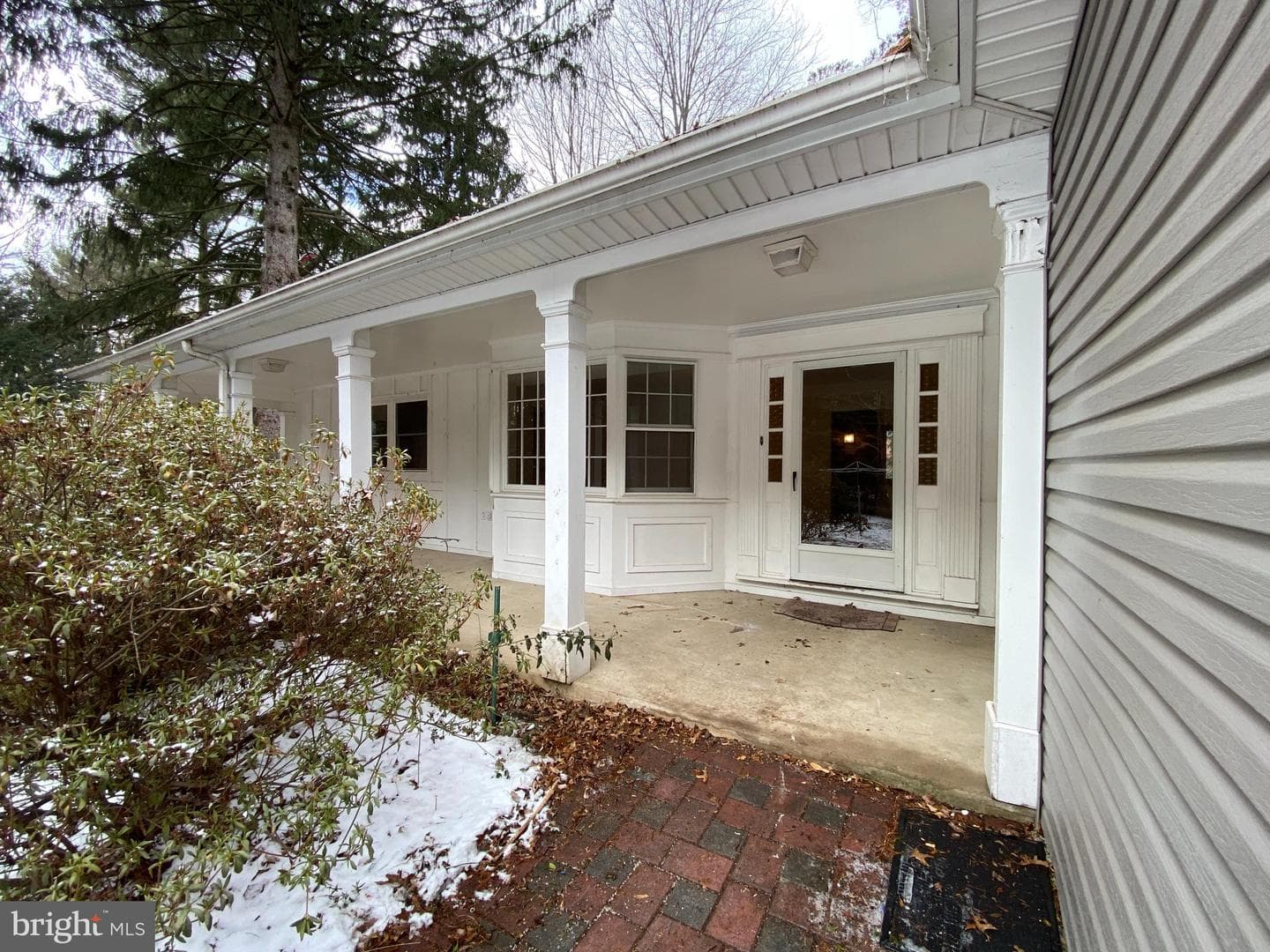 123 E Bristol Road photo 3