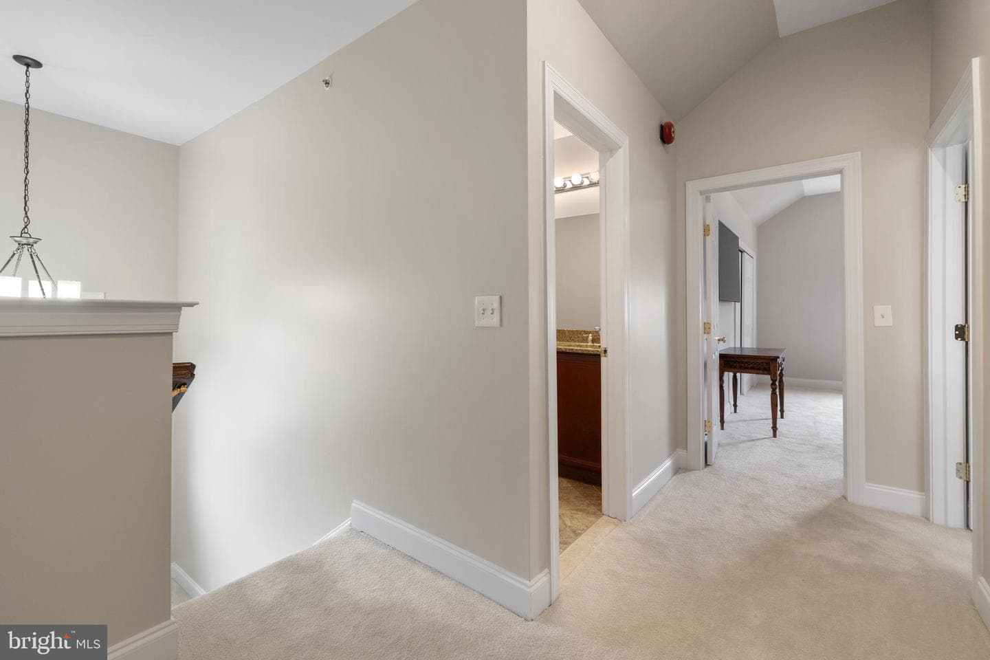 629 S Bellevue Avenue #b photo 23