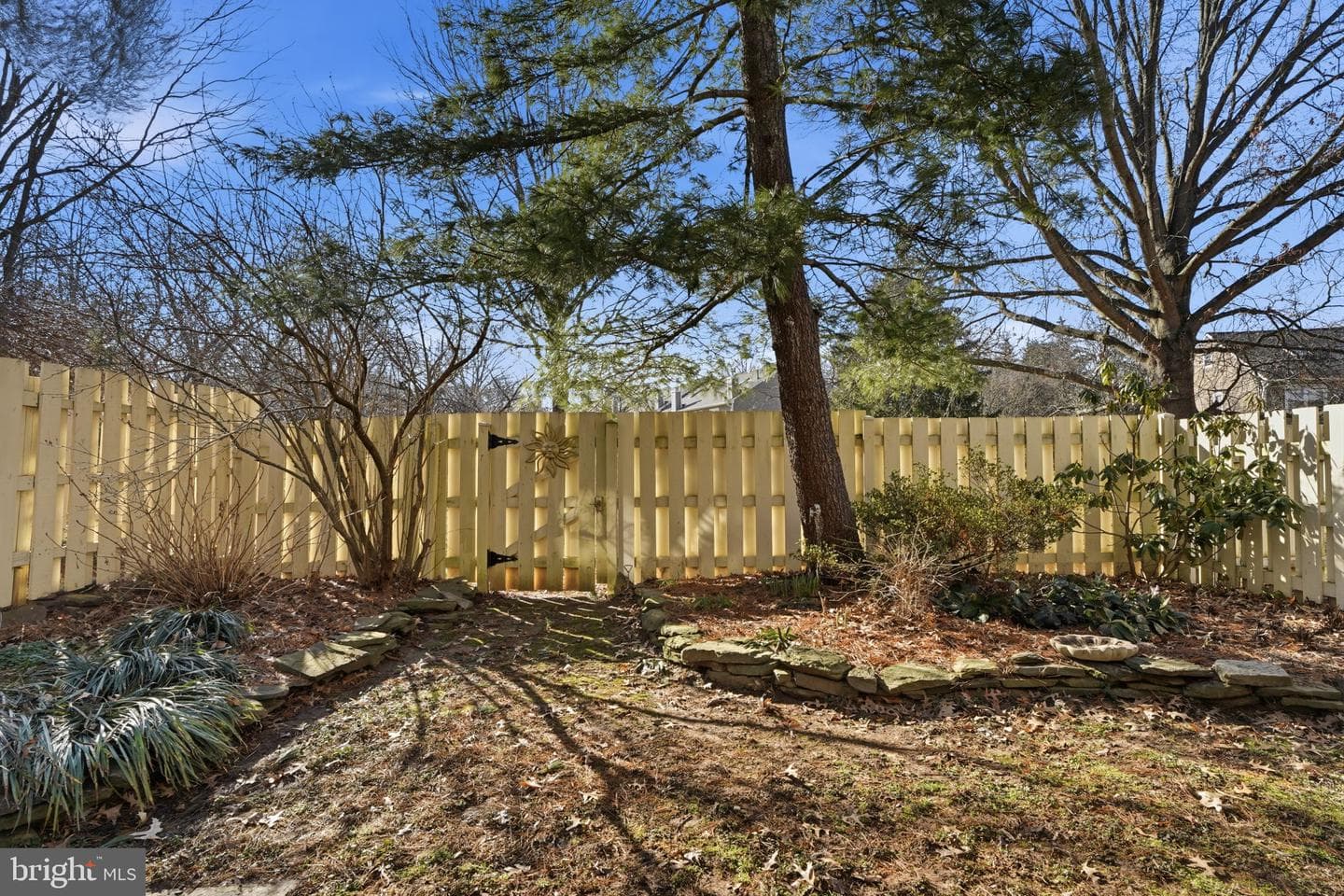 1565 Butterfly Court photo 37