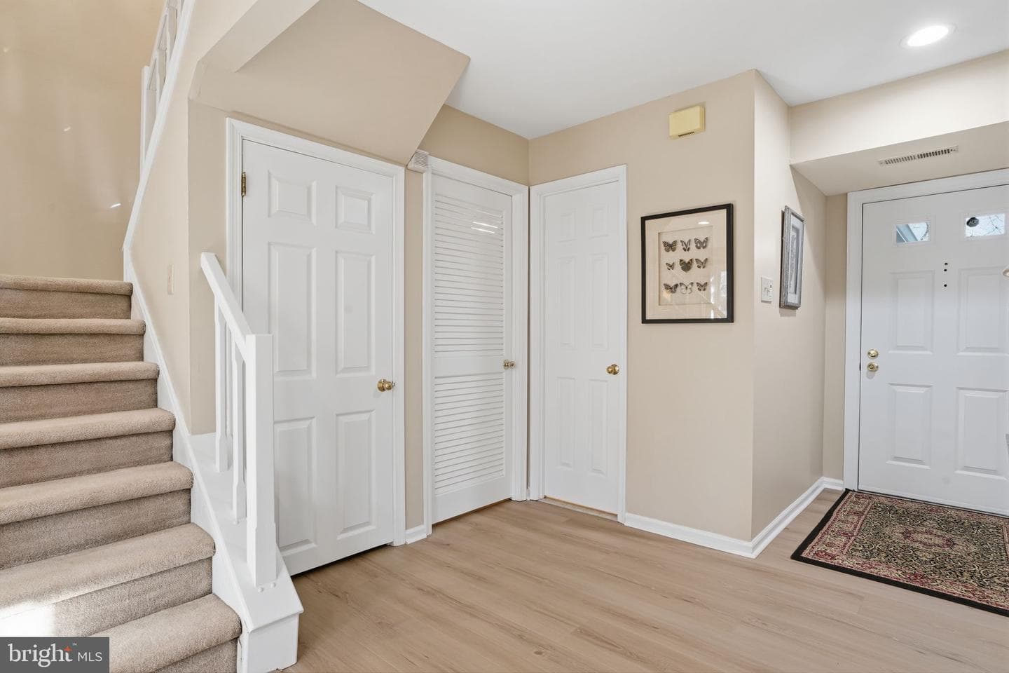 1565 Butterfly Court photo 9