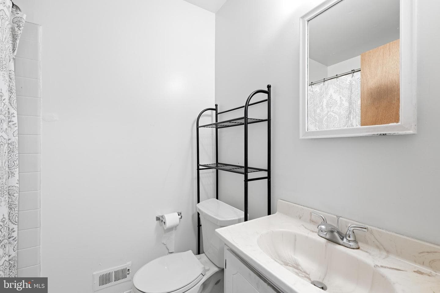 11 Maplewood Drive photo 33