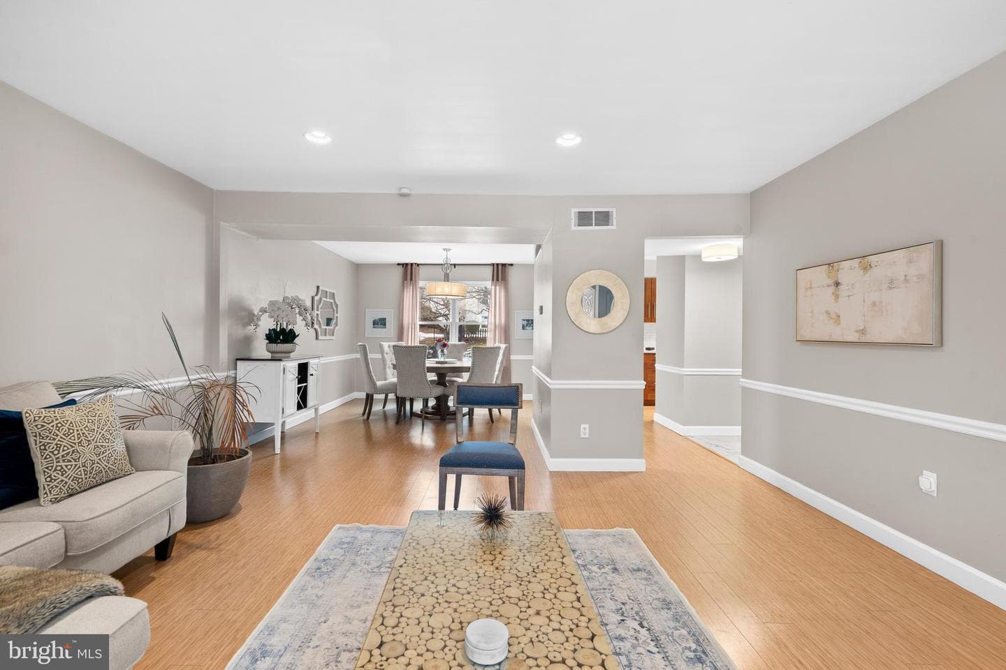 105 S Timber Road photo 3