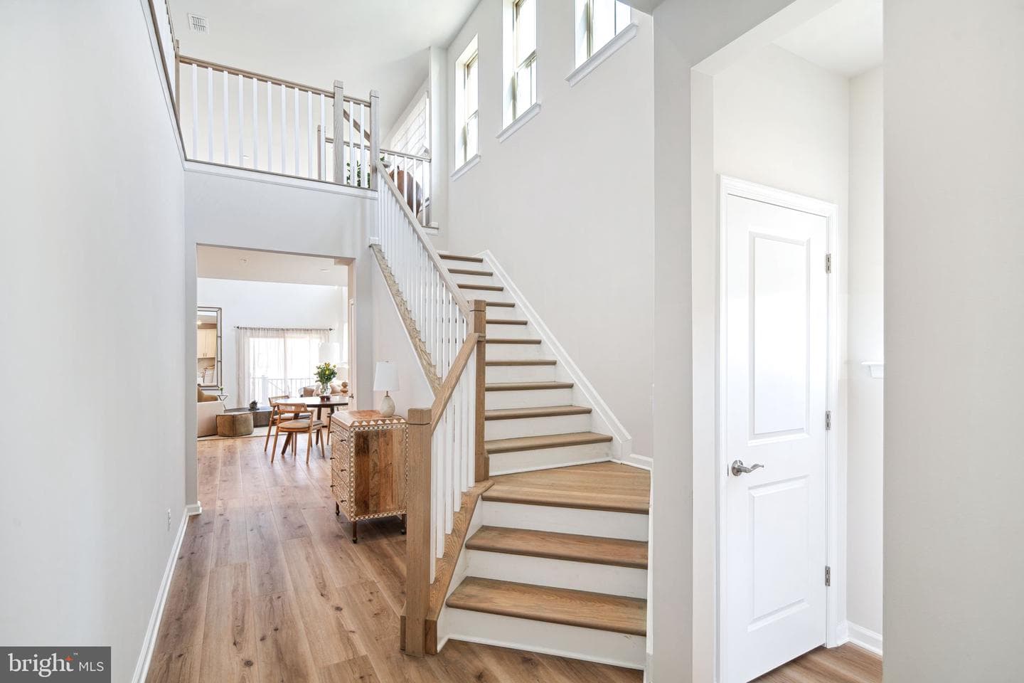 2016 Marquis Lane, Jamison