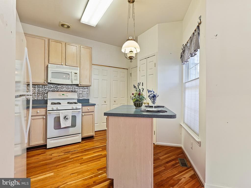 132 Liberty Drive photo 11