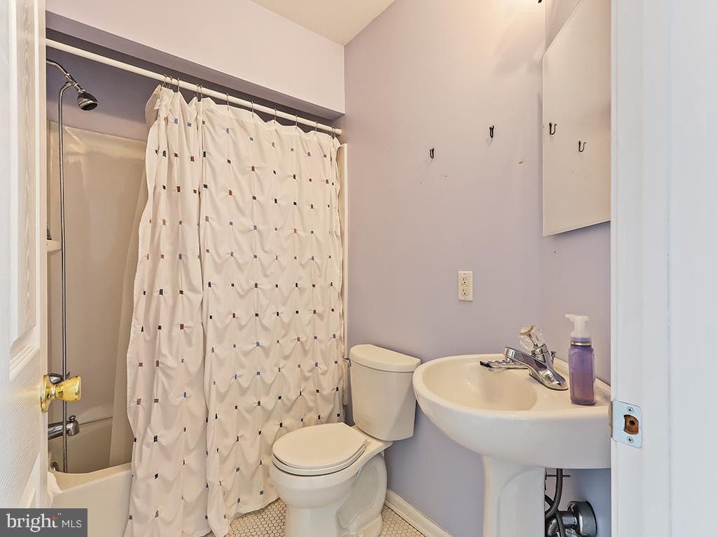 132 Liberty Drive photo 23