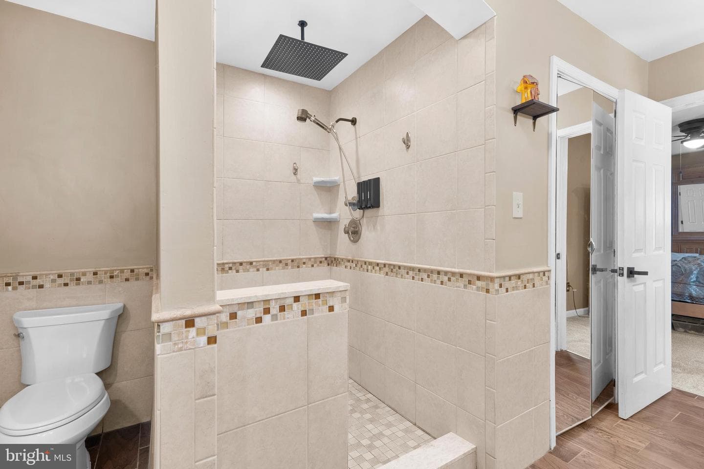 409 Fairview Avenue photo 17