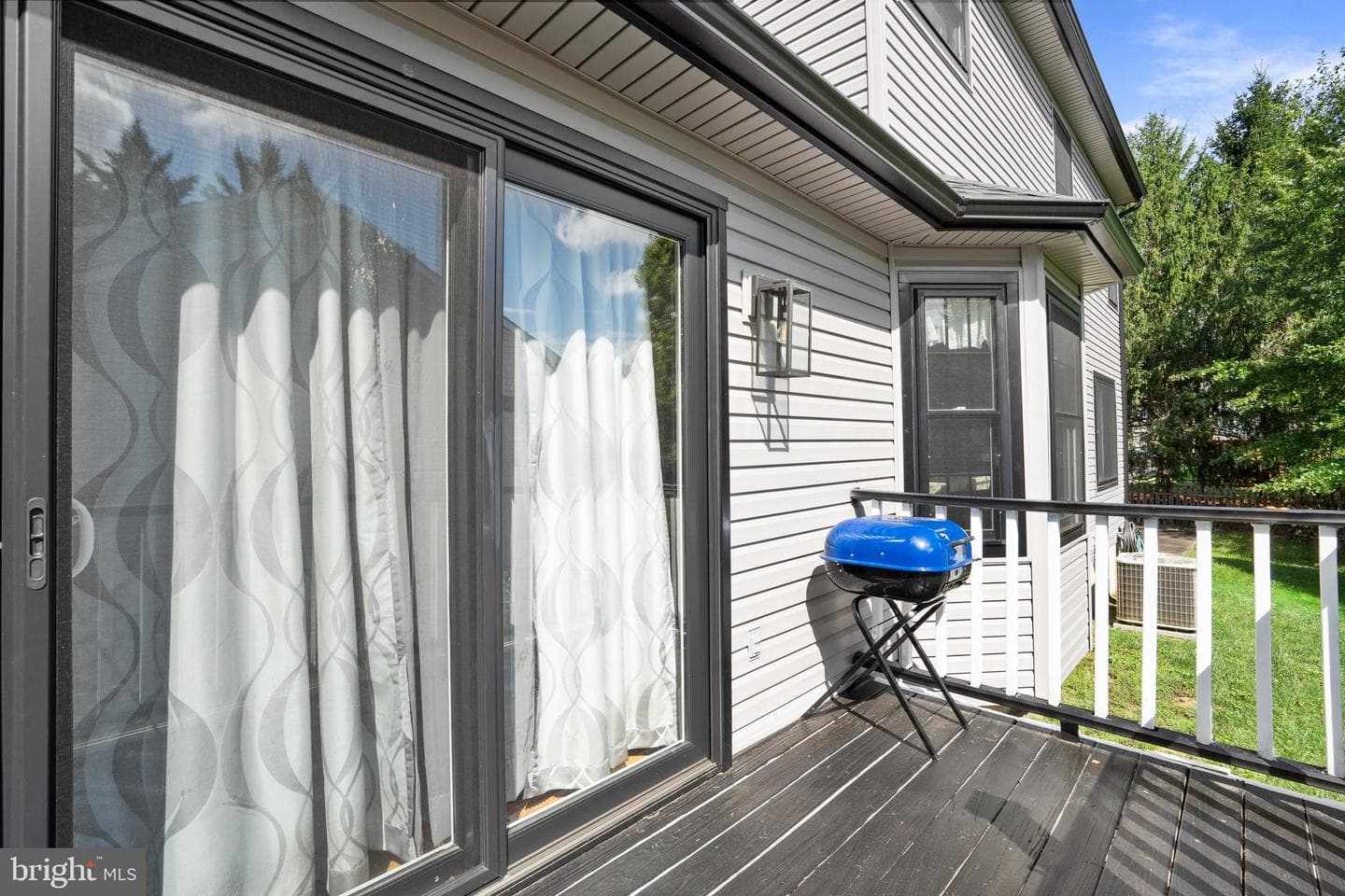409 Fairview Avenue photo 27