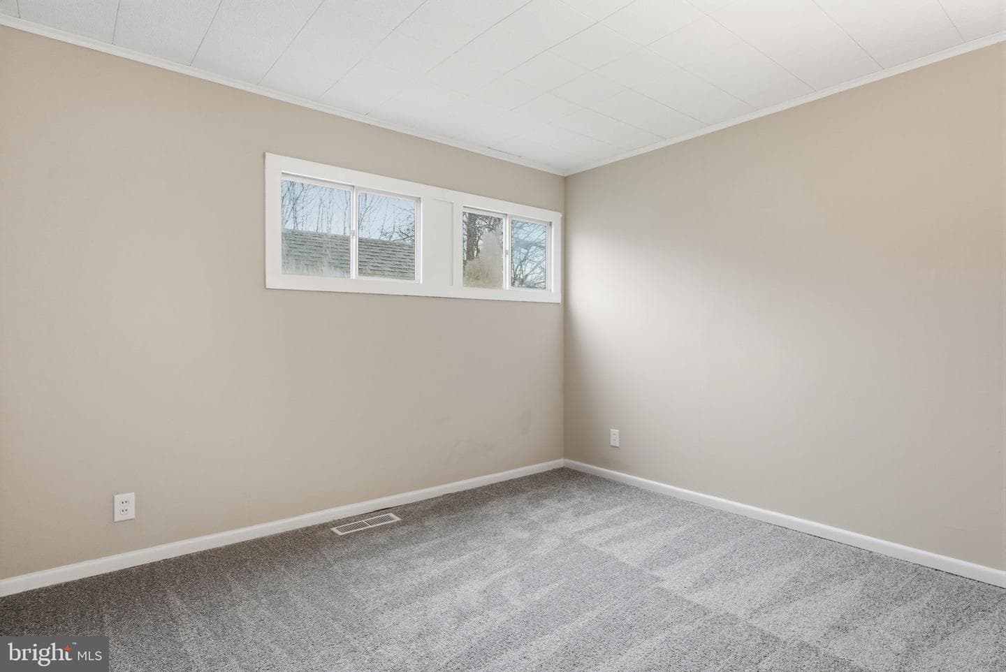 820 Auburn Road photo 15
