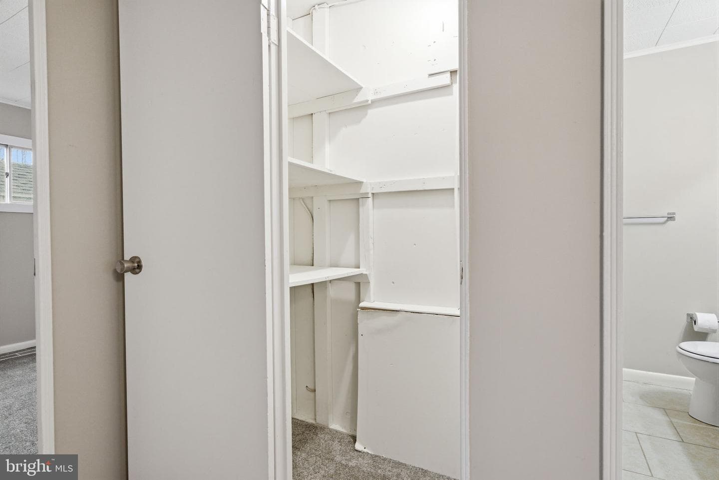 820 Auburn Road photo 19