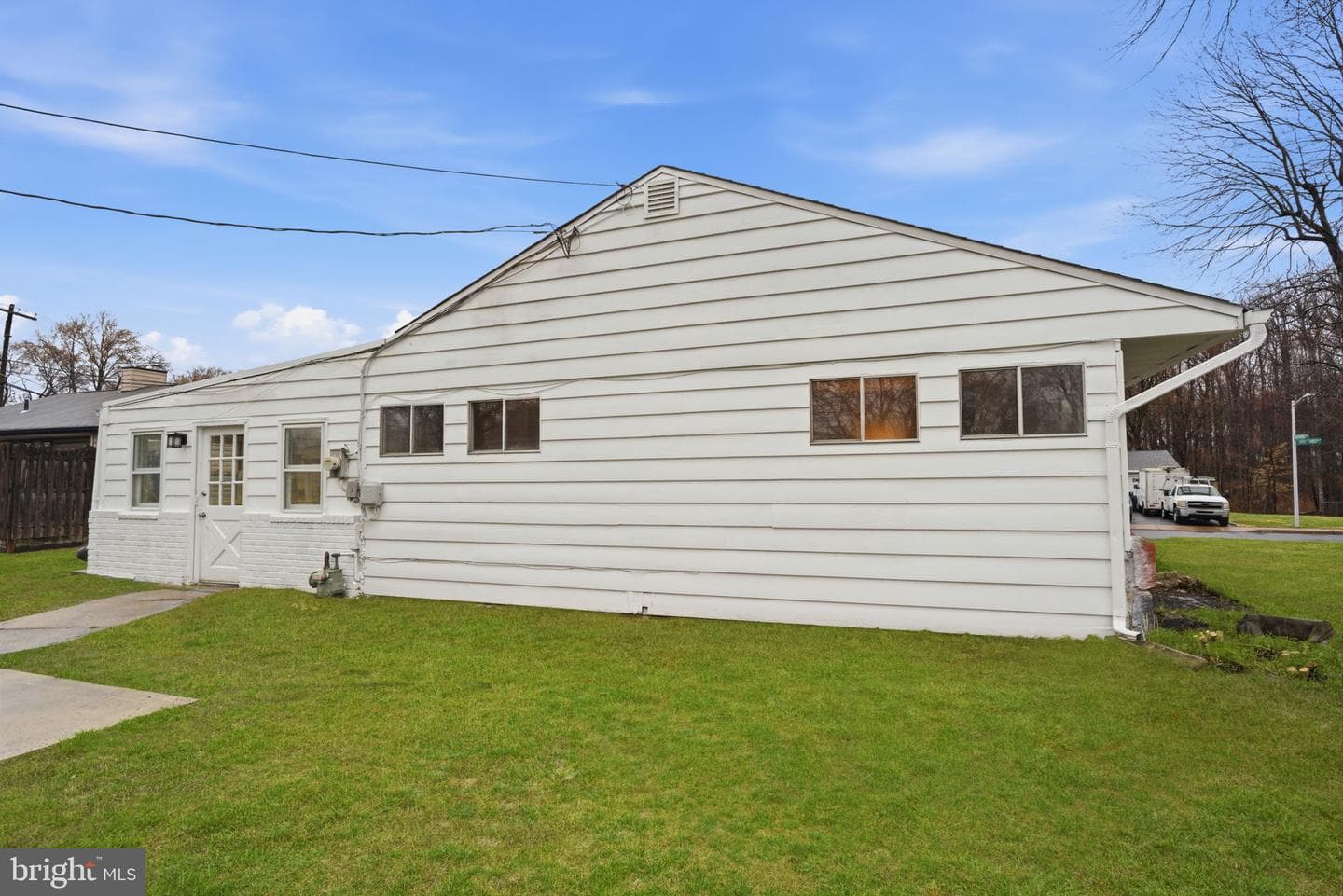 820 Auburn Road photo 34