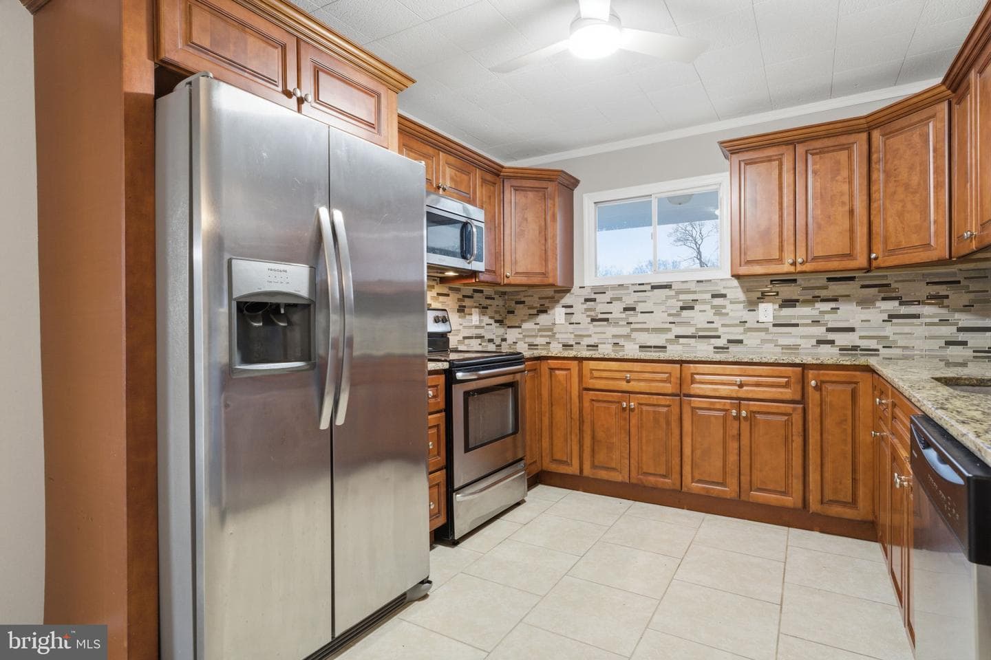 820 Auburn Road photo 9