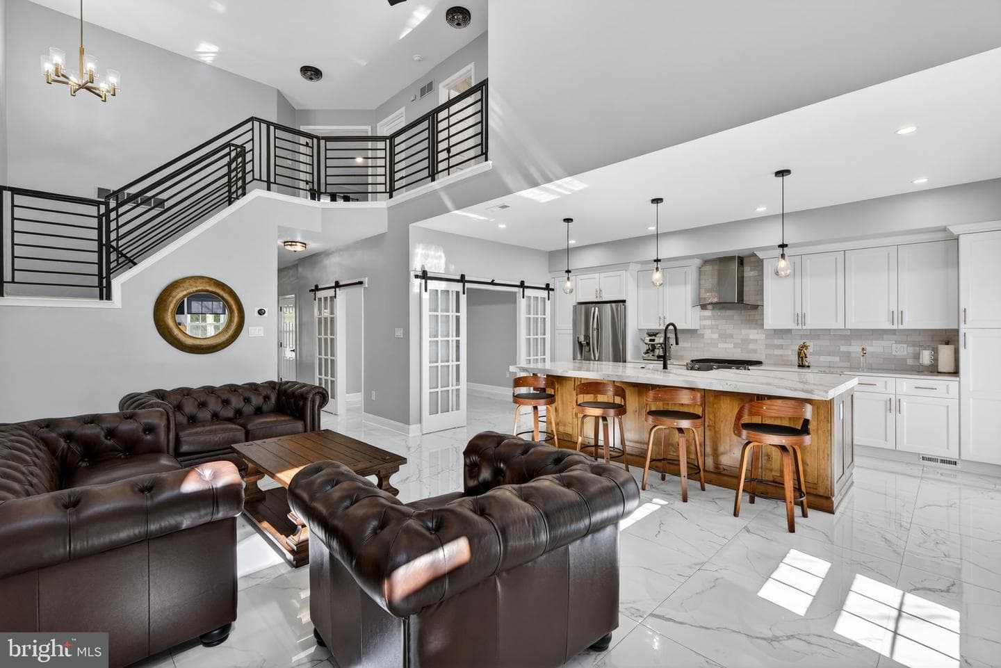 418 Fairview Way photo 5