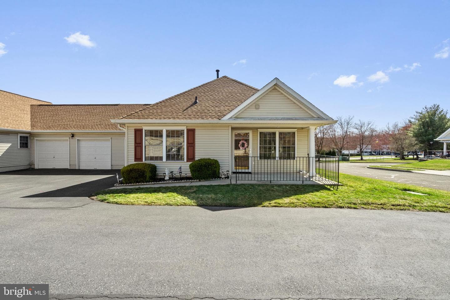 80 Avenrowe Court
