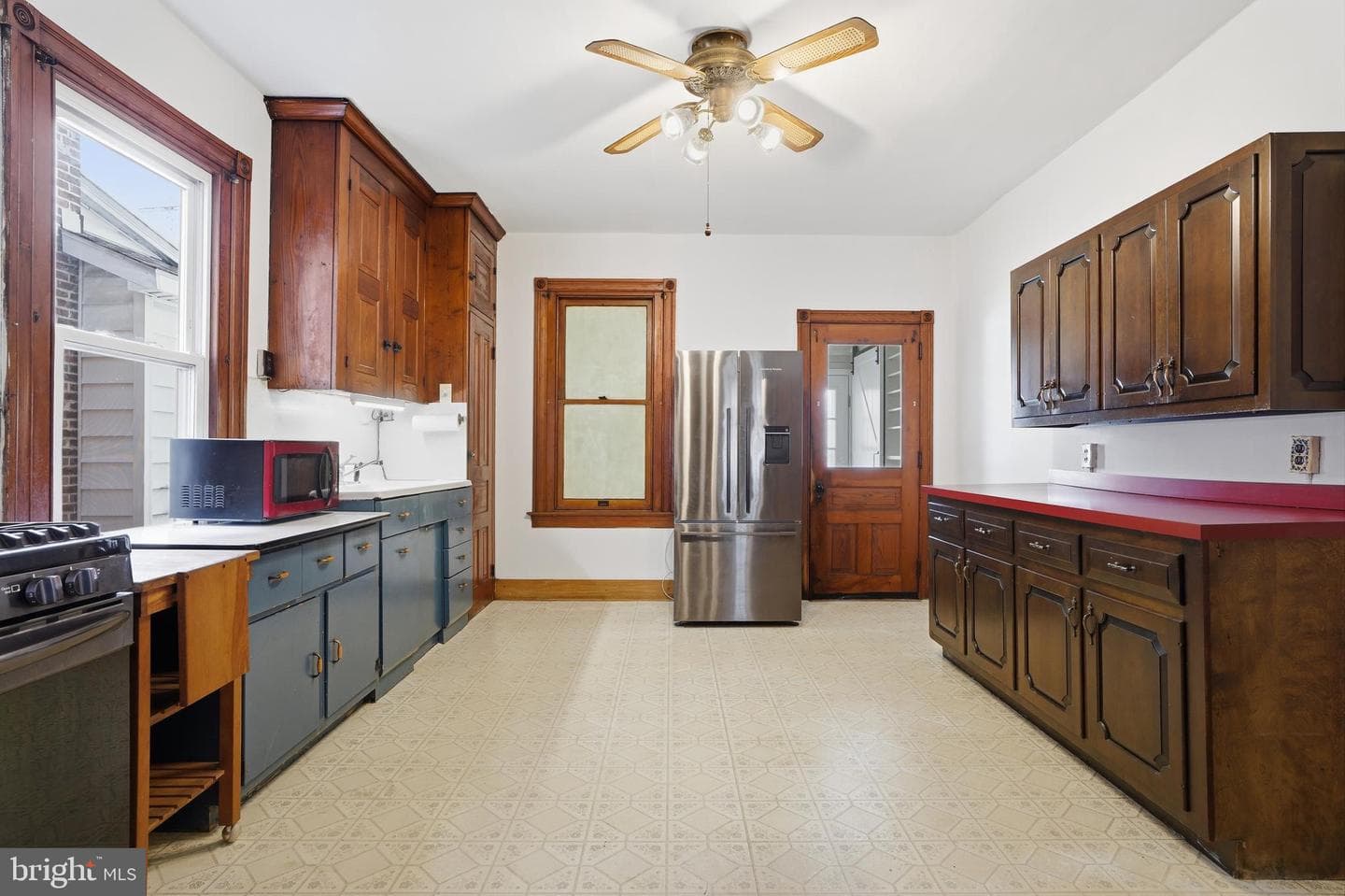 629 Juniper Street photo 16