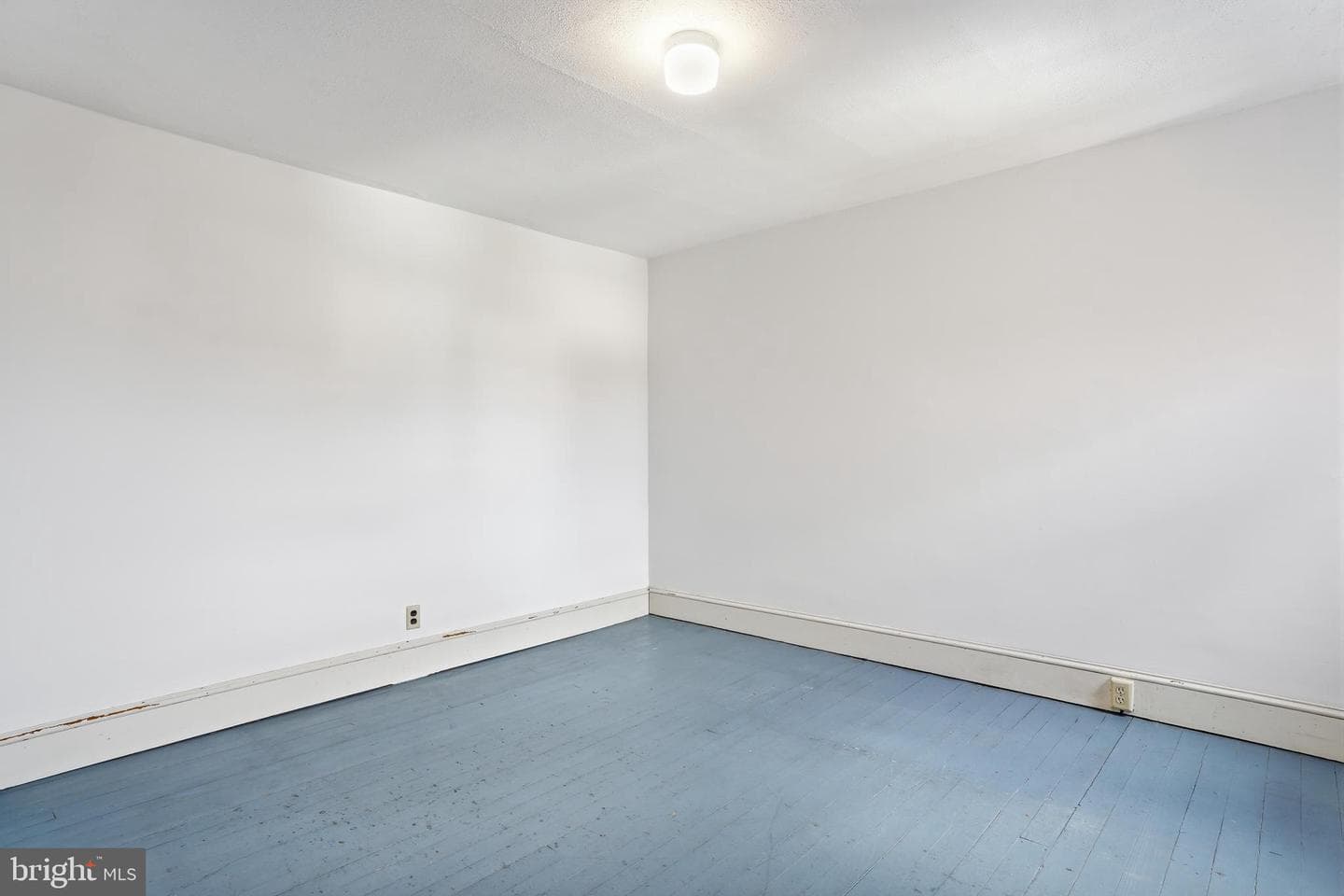 629 Juniper Street photo 28
