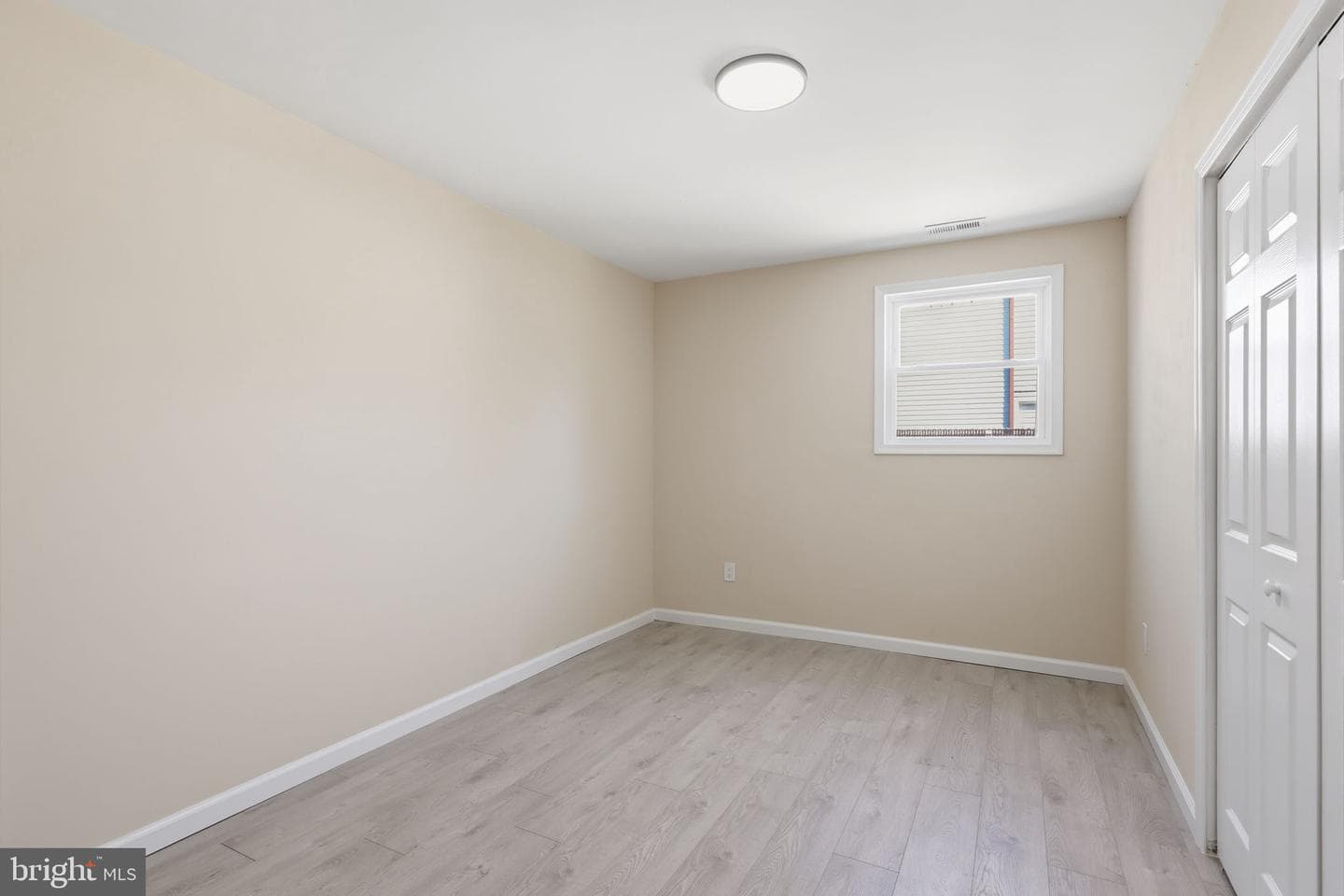 4421 Roselyn Lane photo 19