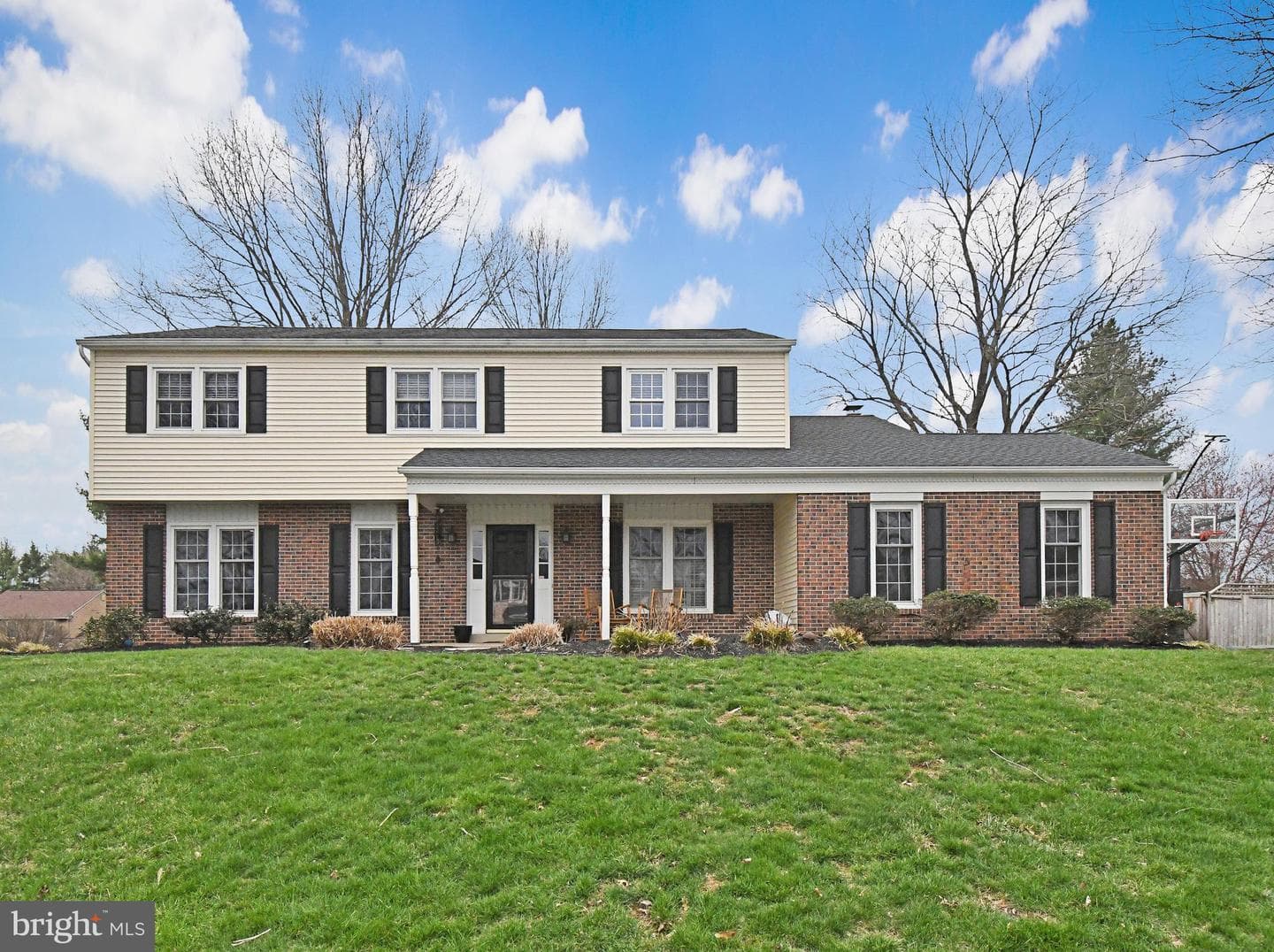1207 Madison Drive photo 2