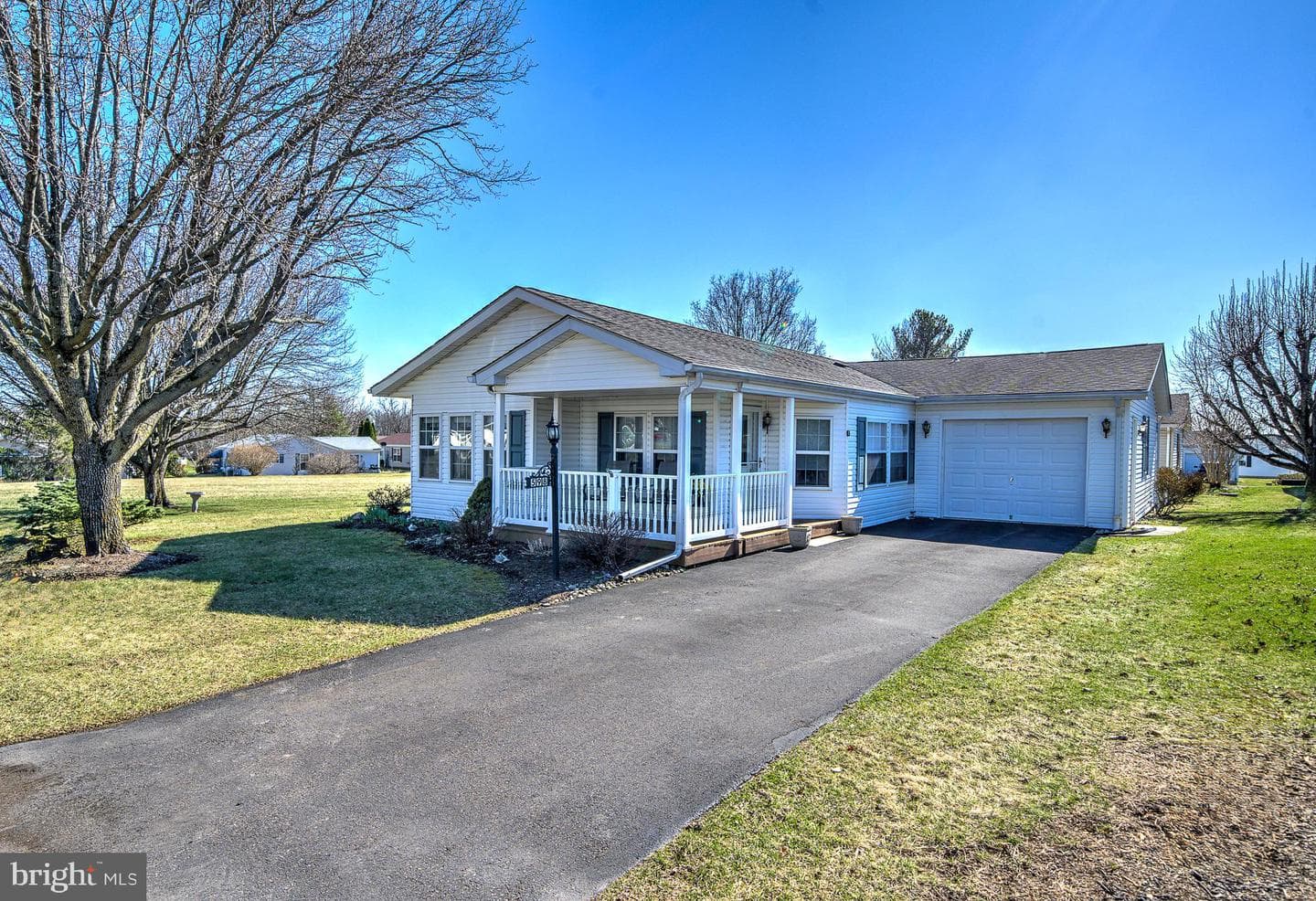 598 Walnut Court