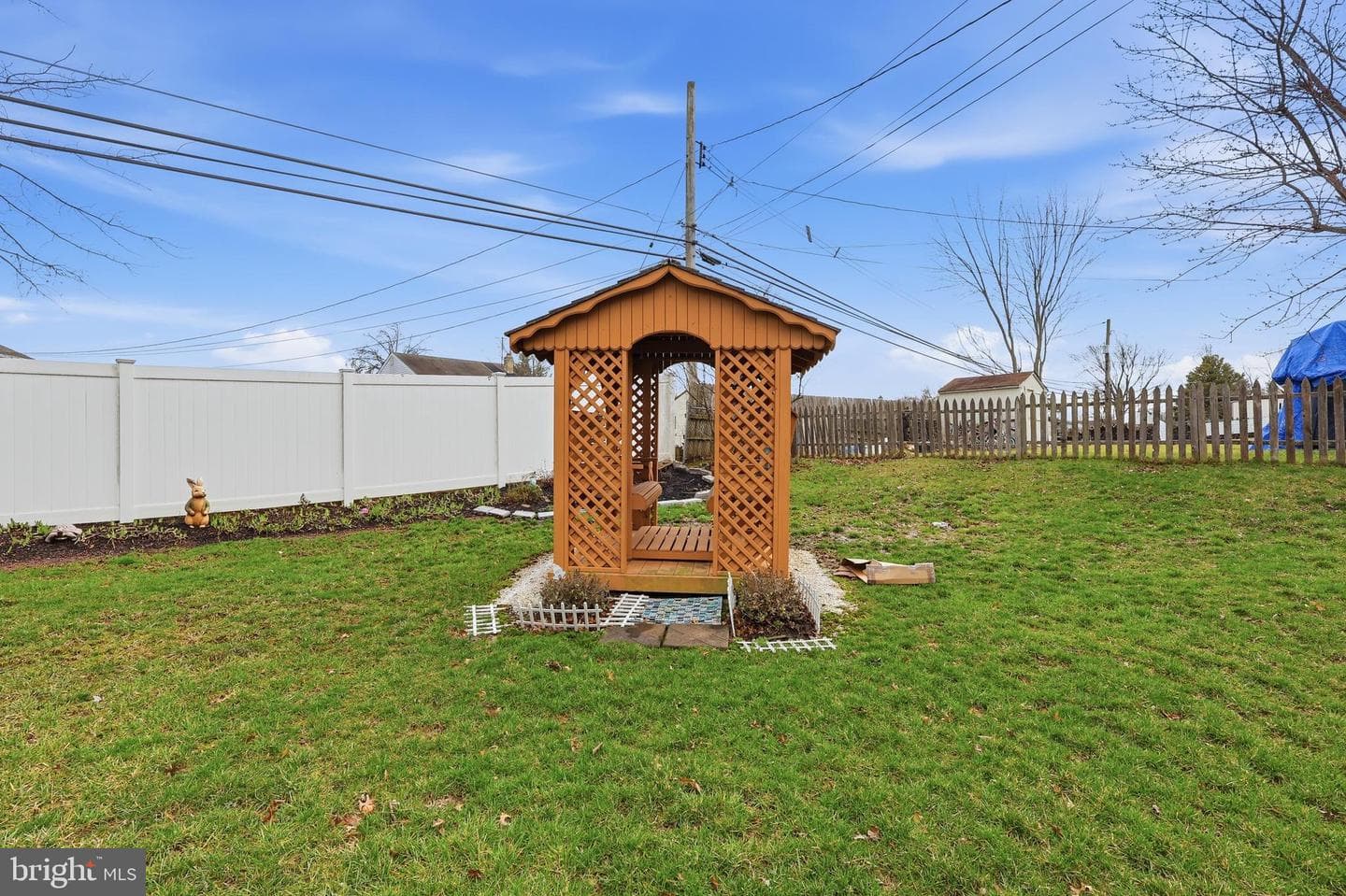 327 S Norristown Road photo 30