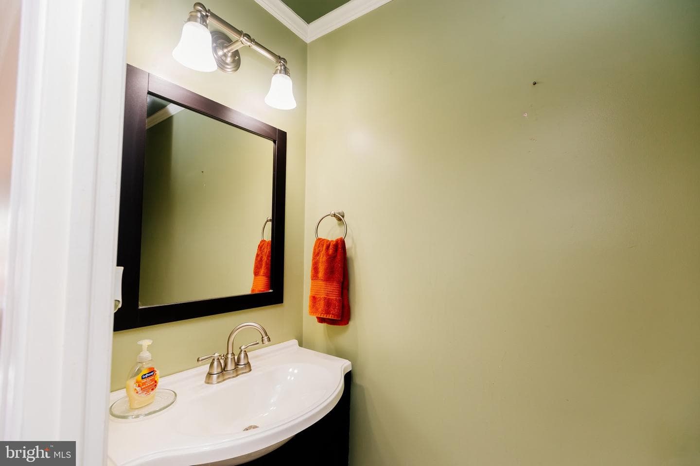35 Mimosa Lane photo 19