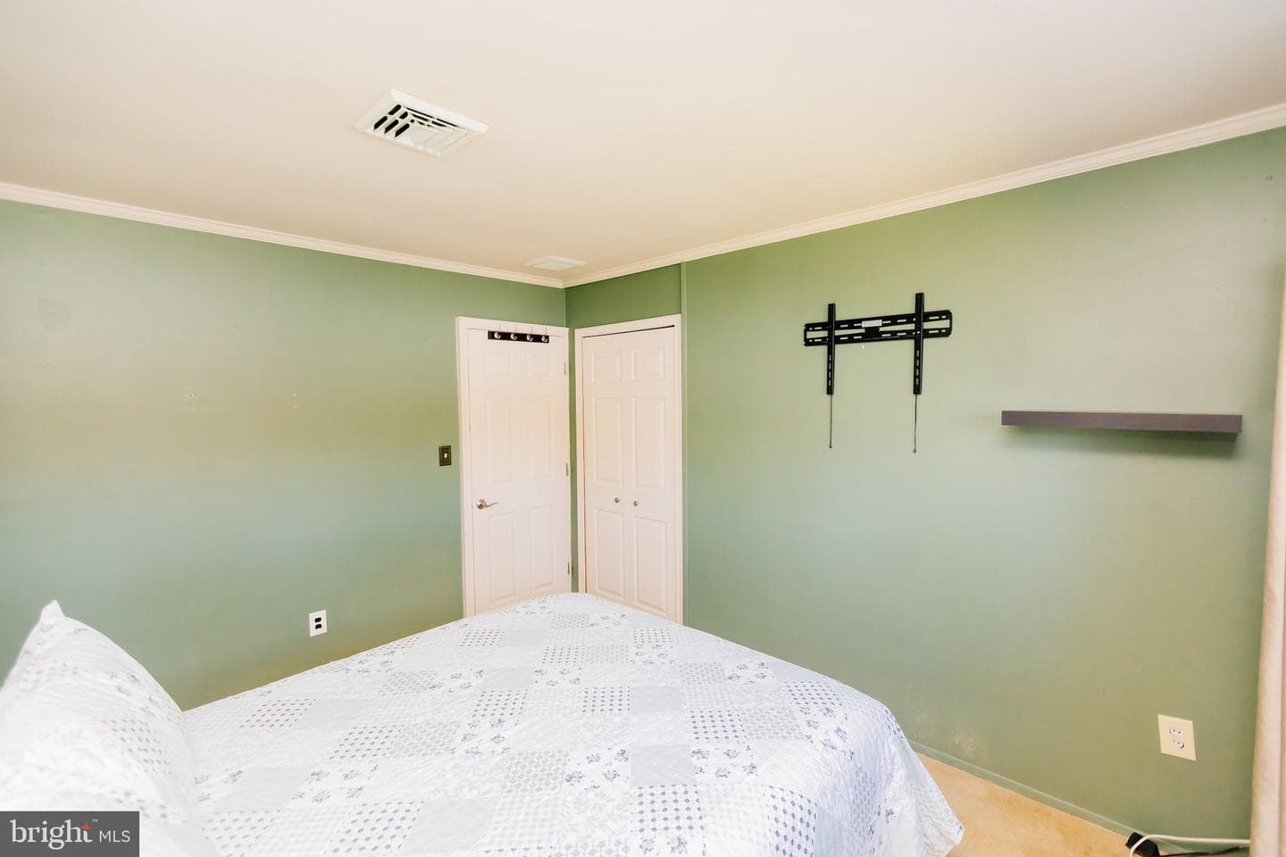 35 Mimosa Lane photo 28