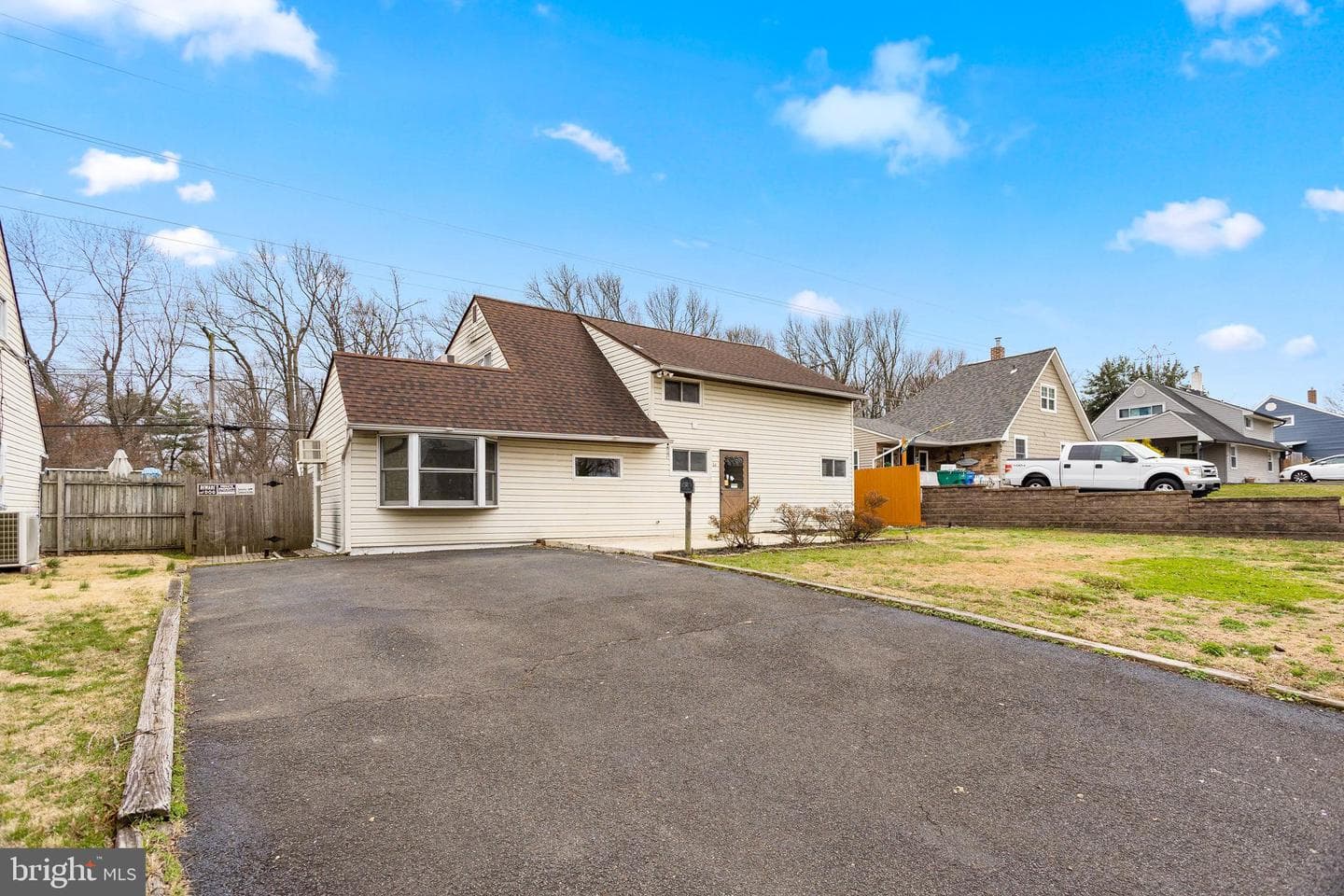 64 Ruby Lane