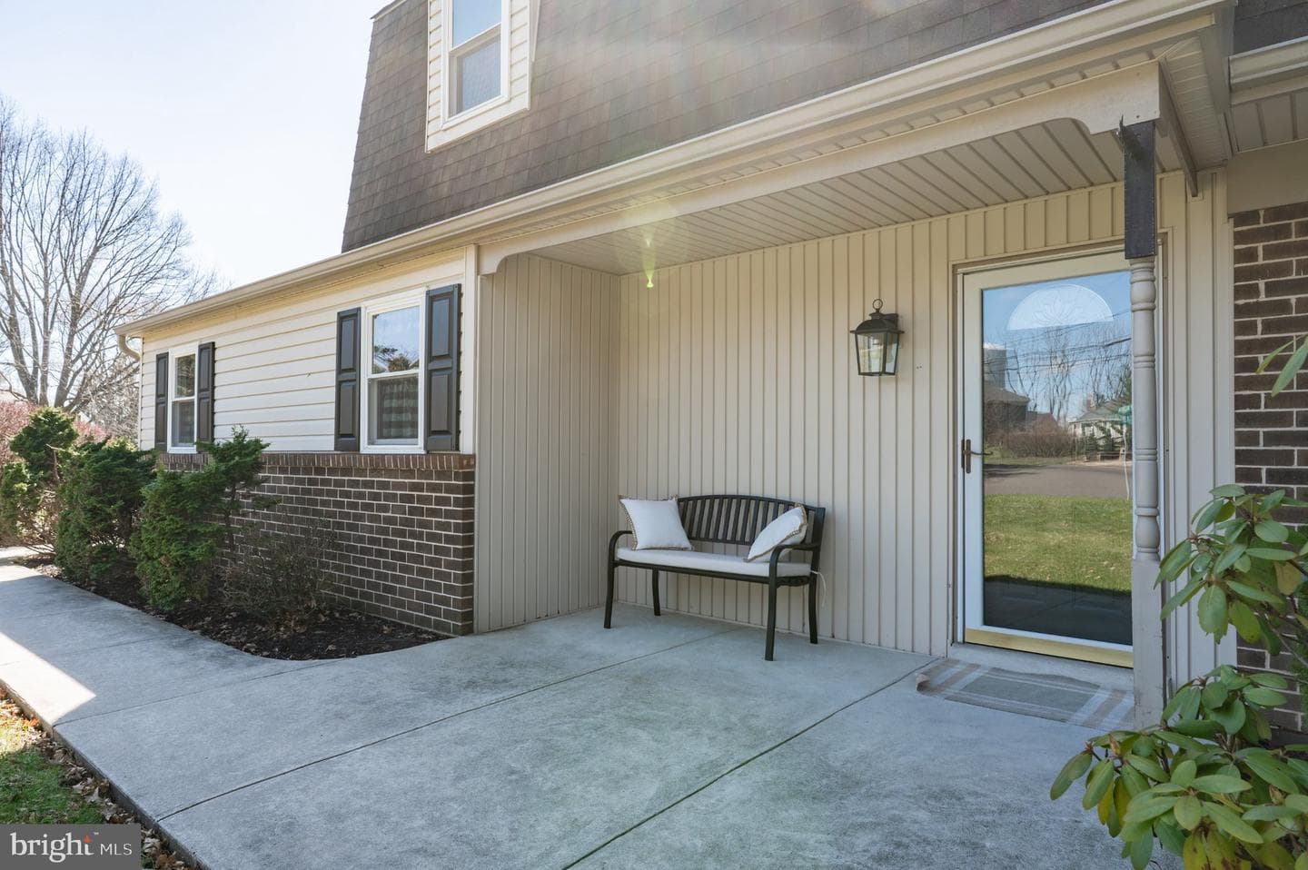 28 W Hillcrest Avenue photo 4
