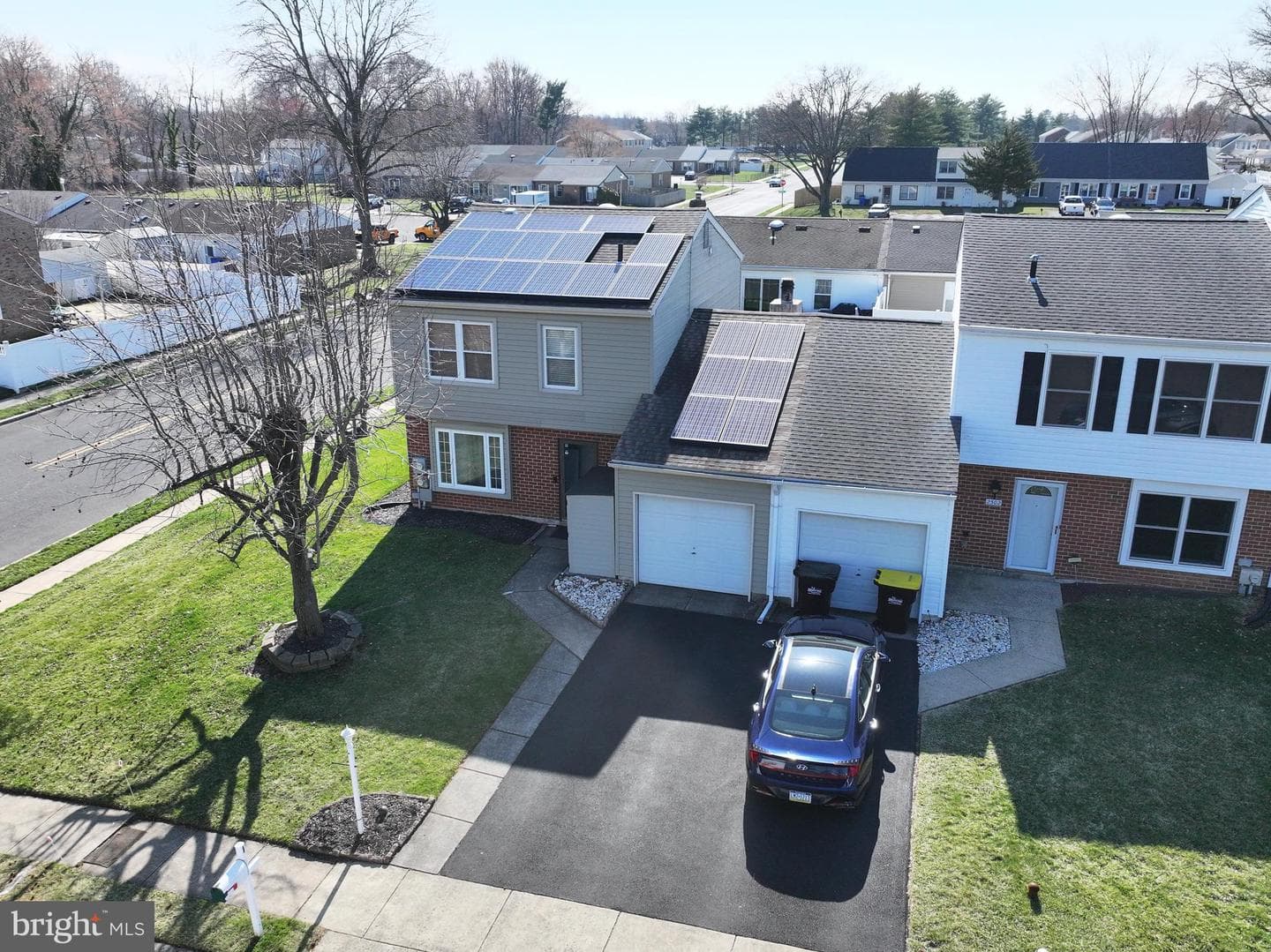 2500 Alexis Court photo 2