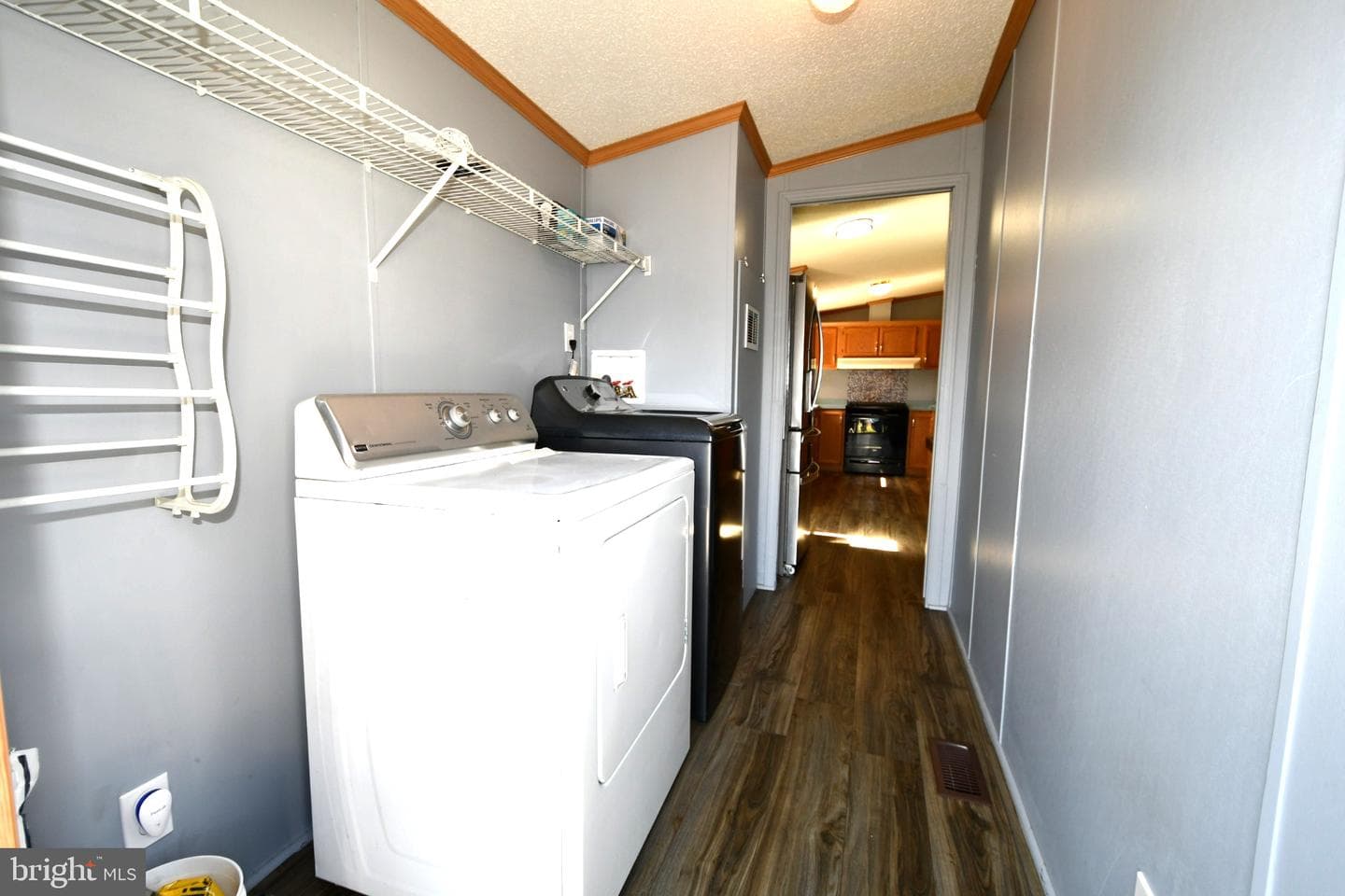 45 Maple Drive photo 16