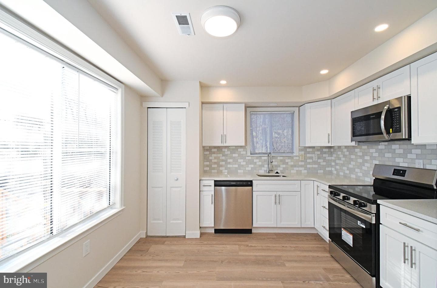 23 Kittery Court photo 7