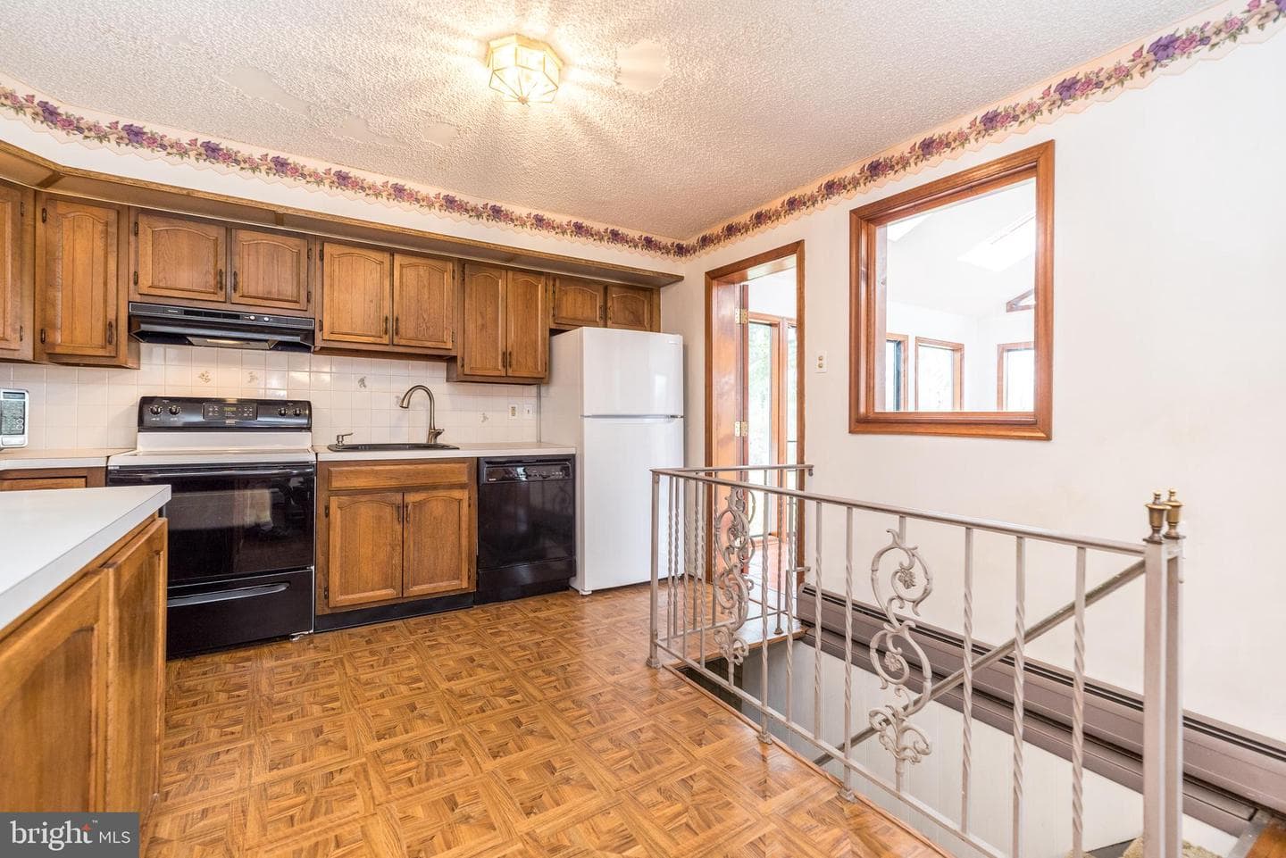 4824 Grandview Avenue photo 23