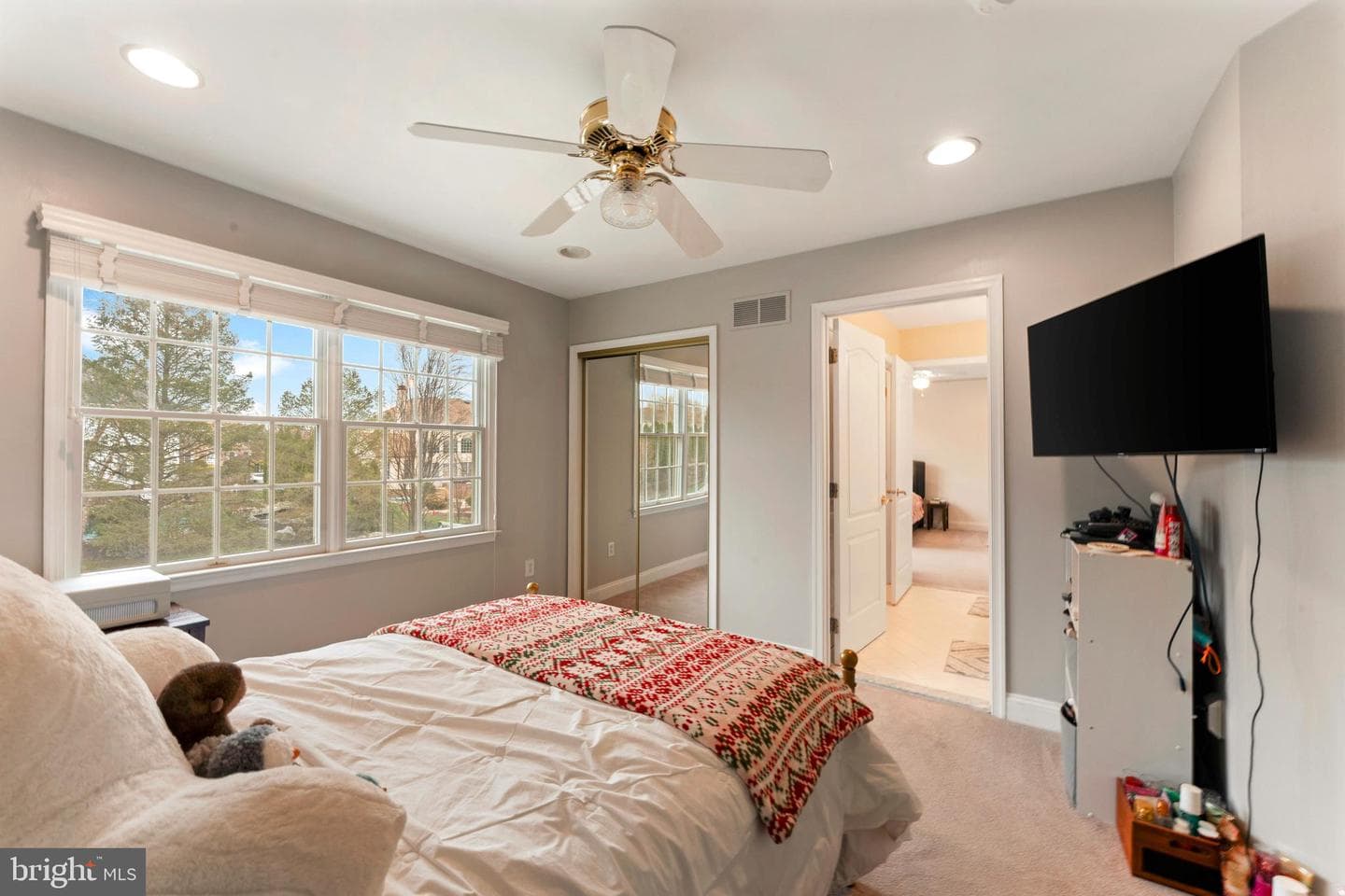 127 Addis Drive photo 34