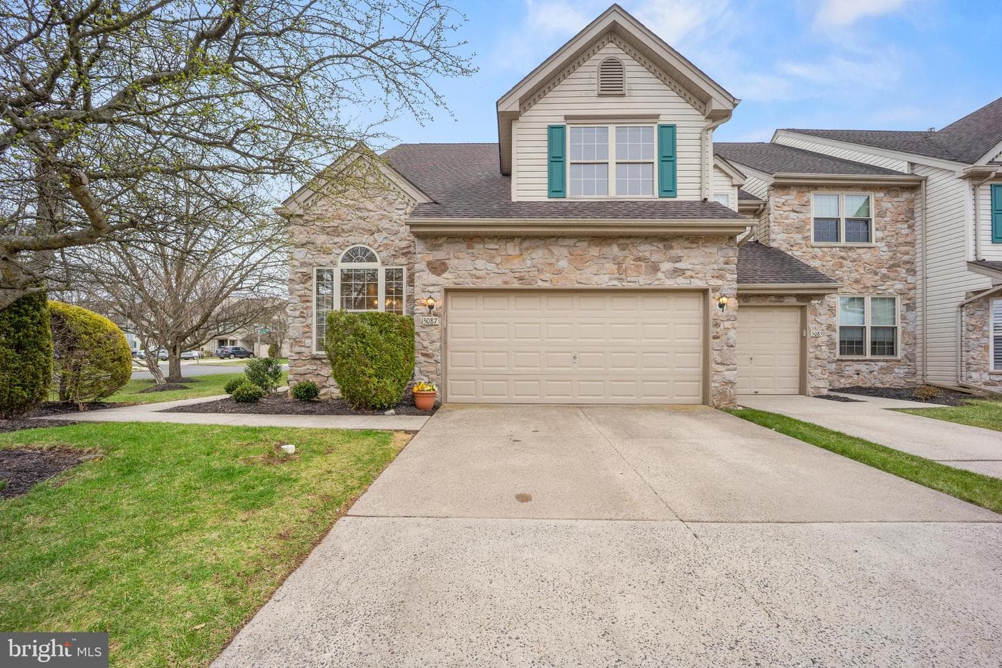 5087 Raintree Court photo 3