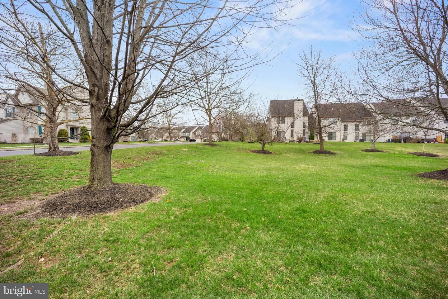5087 Raintree Court photo 7