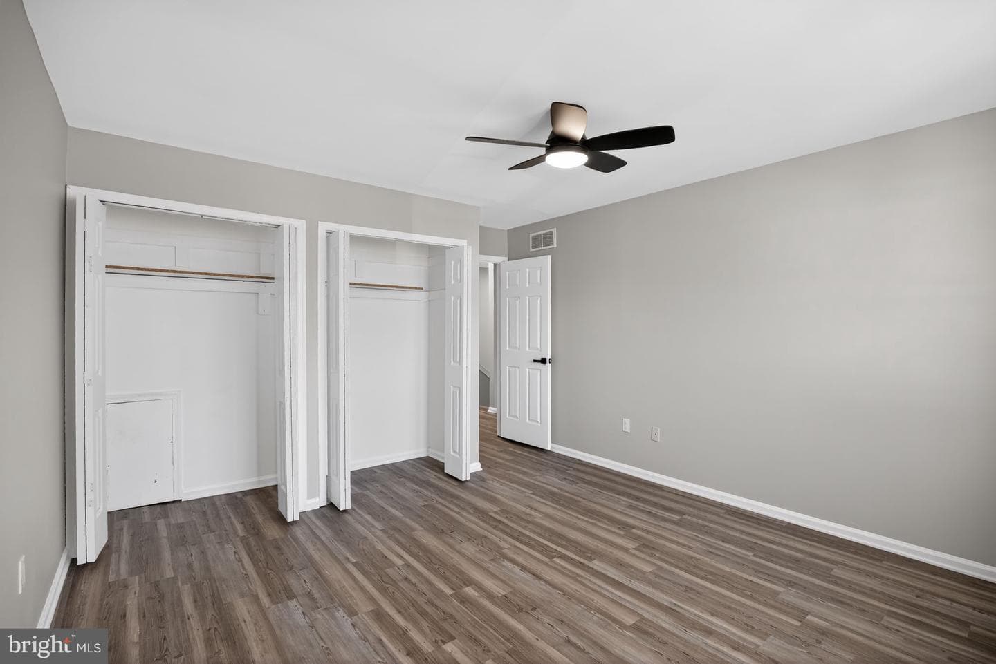 9 E Ridge Mews photo 15