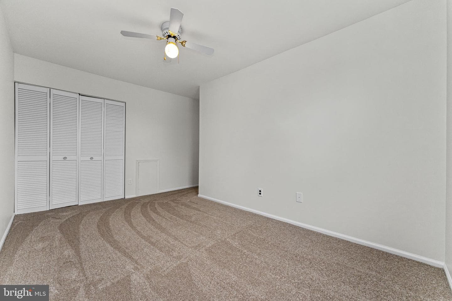 77 Reliance Square photo 22
