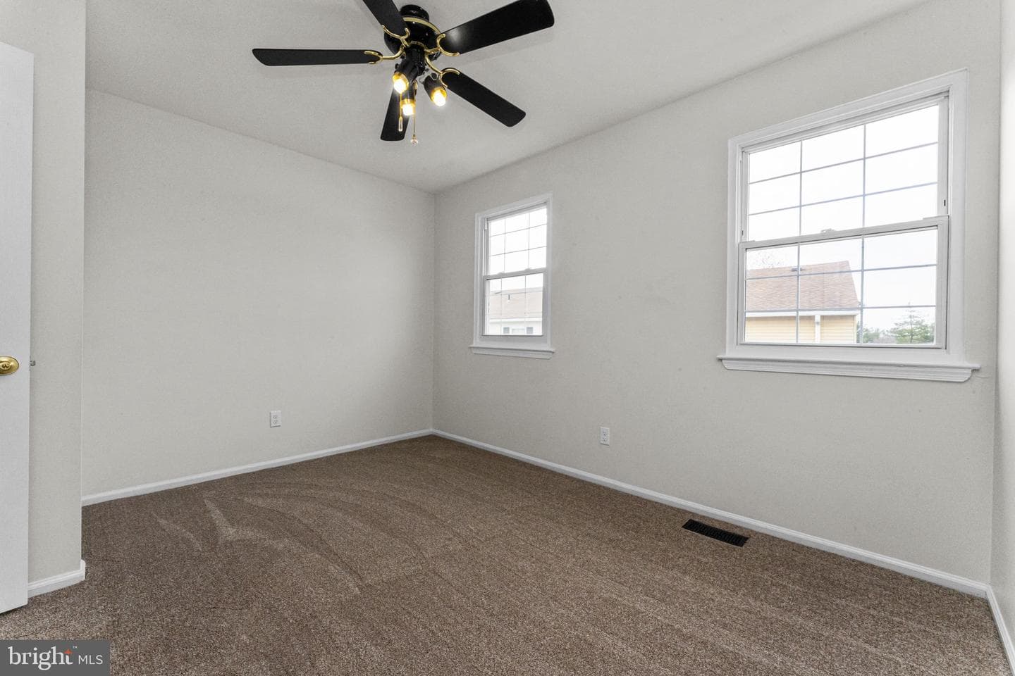 77 Reliance Square photo 23