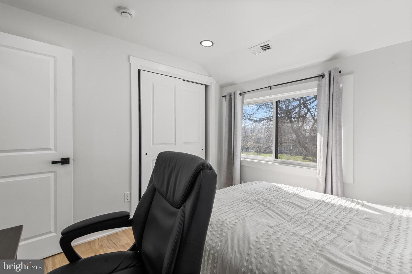 549 Austin Drive photo 18