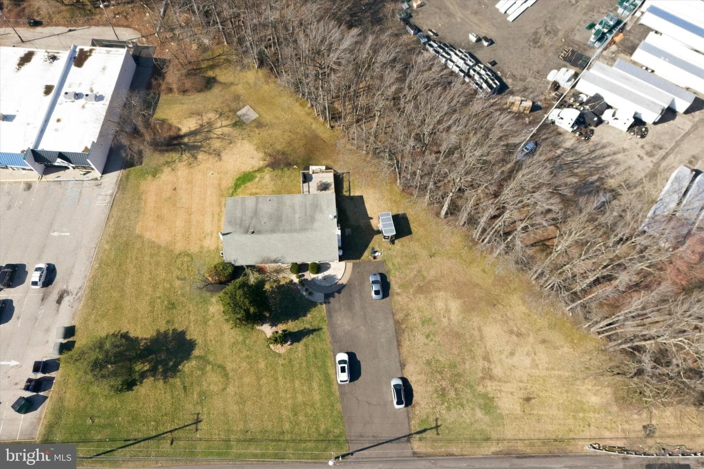 211 Lincoln Highway, Fairless Hills