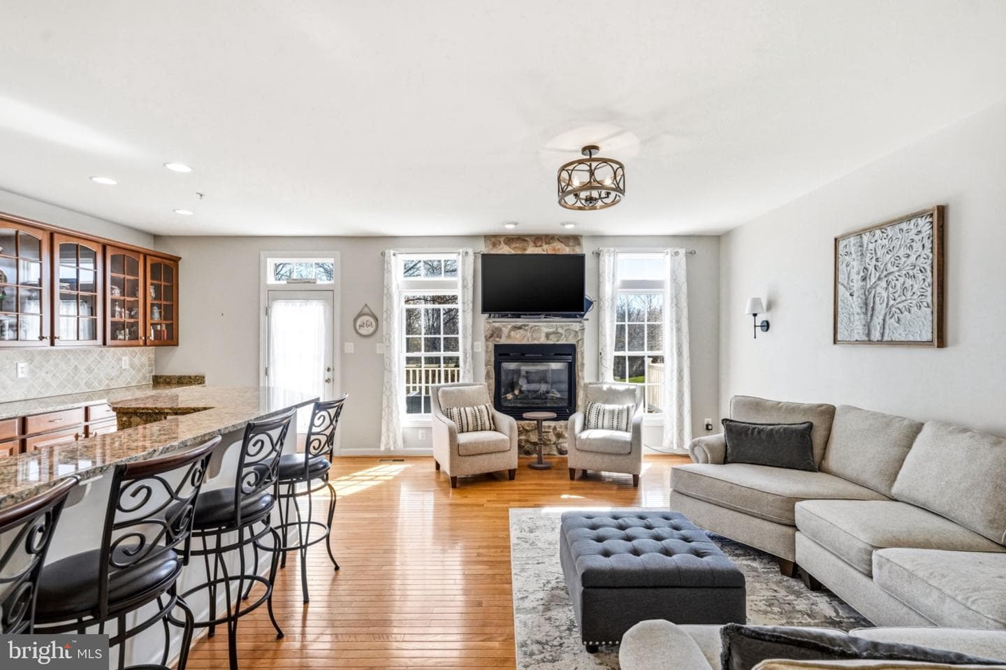 331 Village Way photo 13