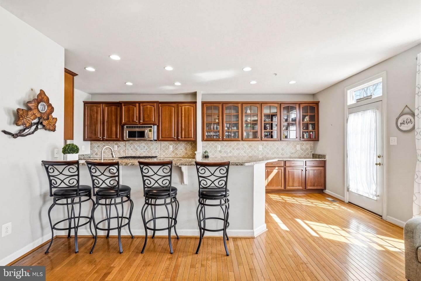 331 Village Way photo 18