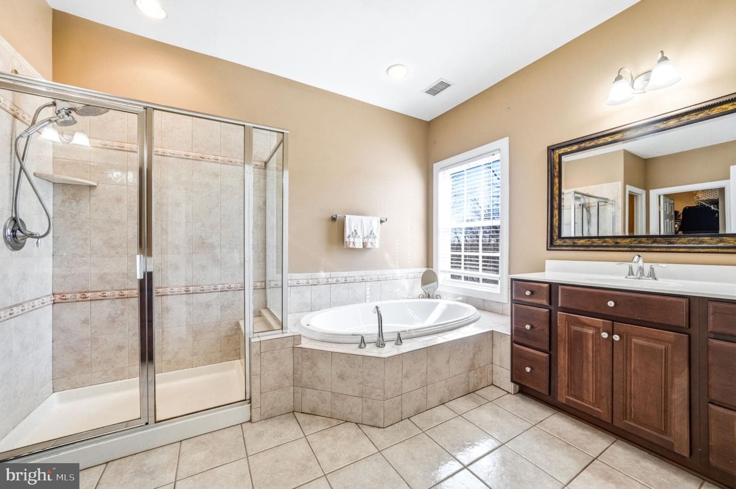 331 Village Way photo 40