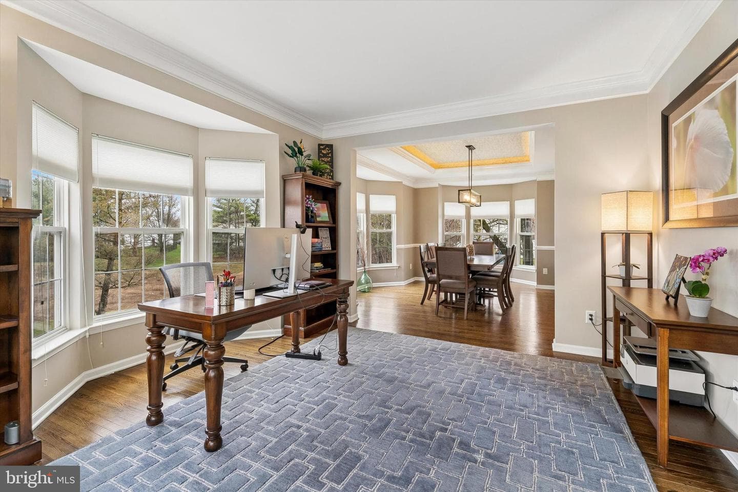 602 Bellflower Boulevard photo 3