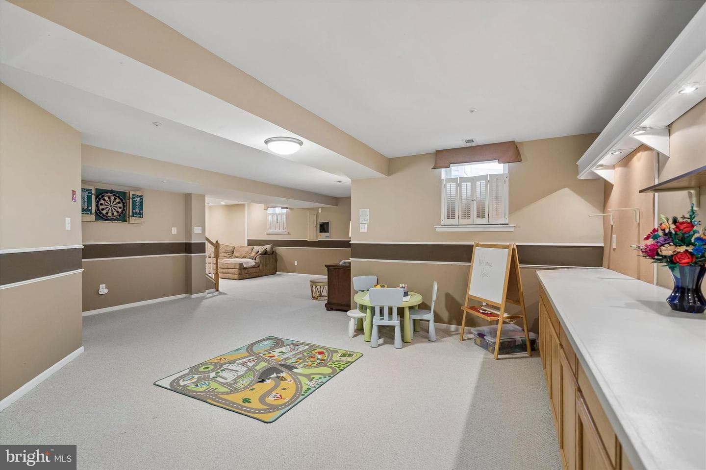 602 Bellflower Boulevard photo 30
