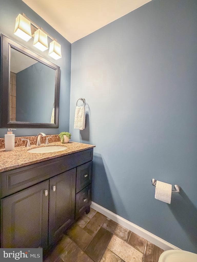 35 Matthew Circle photo 17