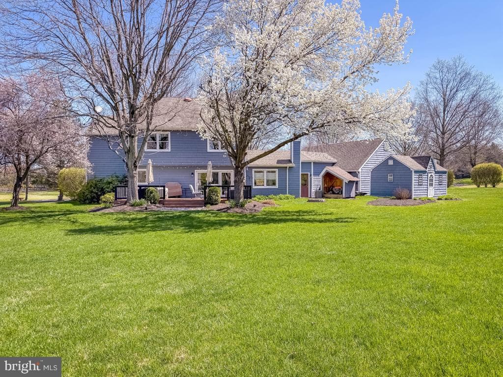 35 Matthew Circle photo 35