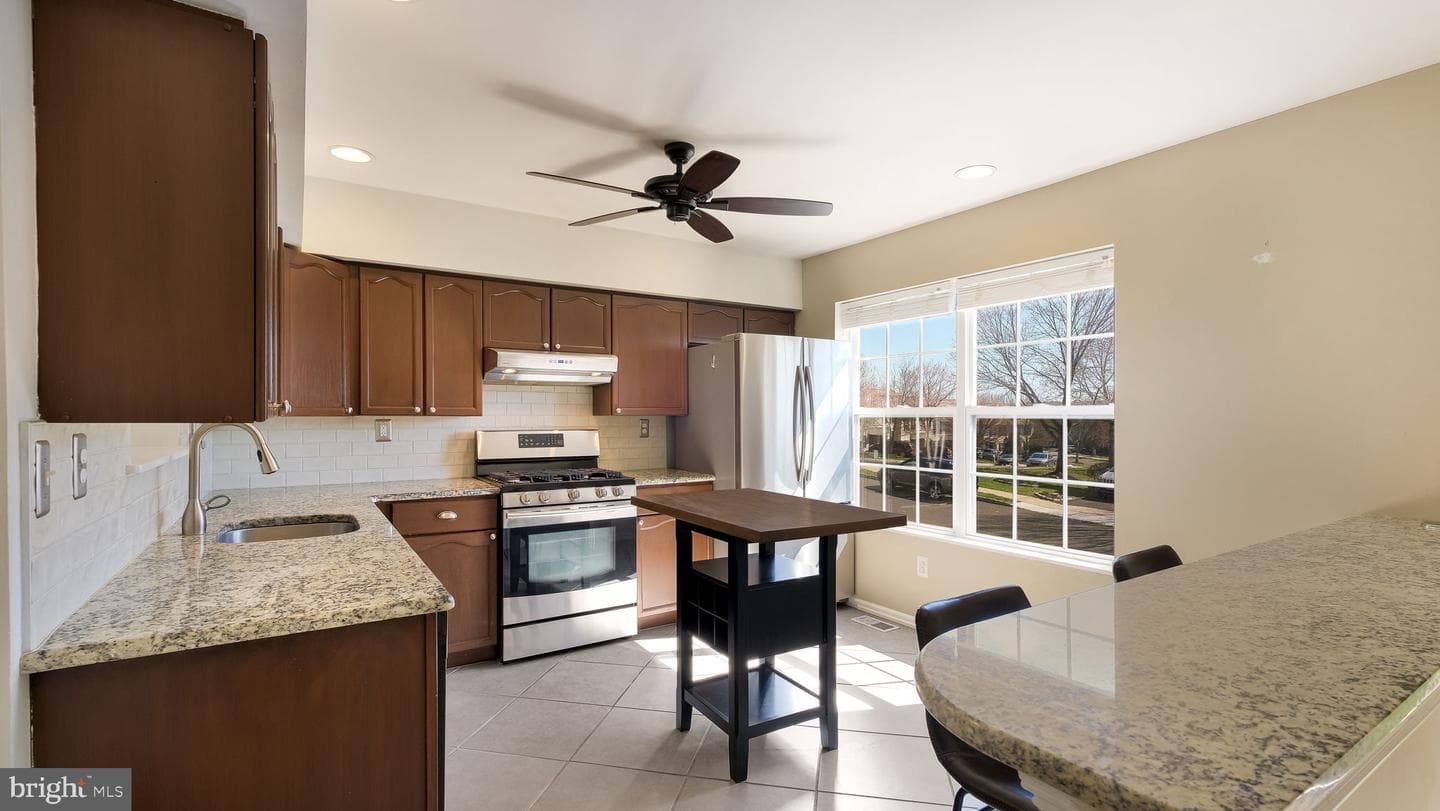 4570 Louise Saint Claire Dr photo 6