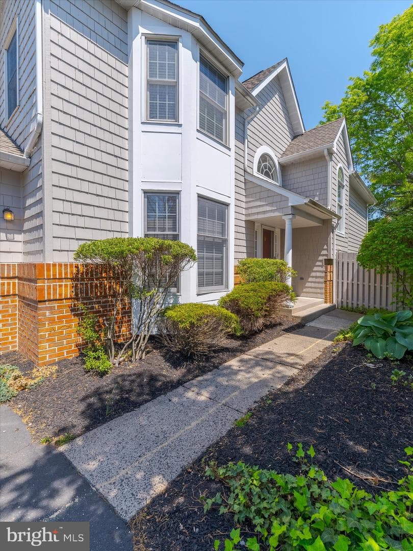 475 Franklin Circle photo 2