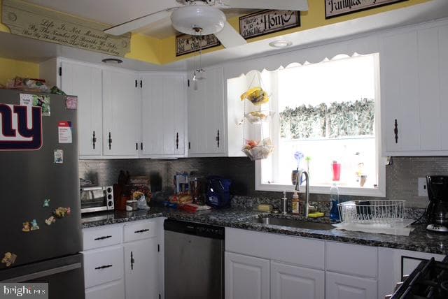 30 Landreth Lane photo 19
